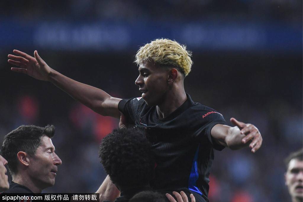 皇冠信用网占成代理_西甲-亚马尔世界波+传射 巴萨2-0西班牙人提前2轮夺冠