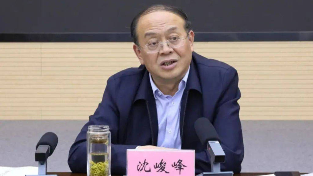 皇冠信用网账号注册
_江苏泰州市委常委、常务副市长沈峻峰拟推荐提名为设区市市长人选