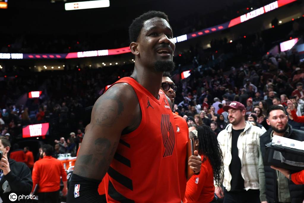 英格兰U21 v 德国U21_给杨瀚森腾位置英格兰U21 v 德国U21？开拓者与艾顿达成买断协议