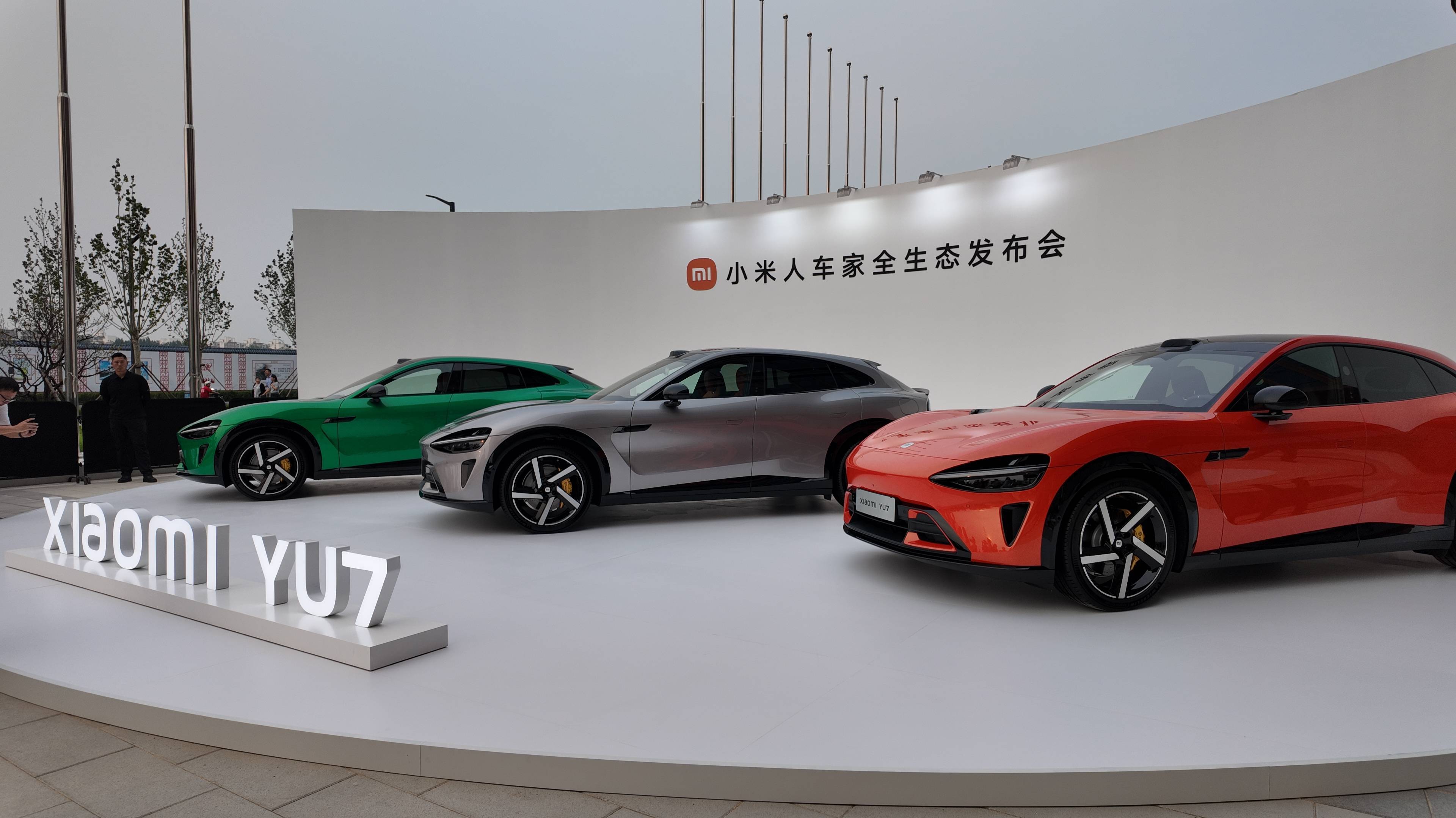 日本J2联赛_小米YU7上市72小时：“锁单+1”刷屏工作群日本J2联赛，提车时间最长超一年，雷军直面“产能挑战”？