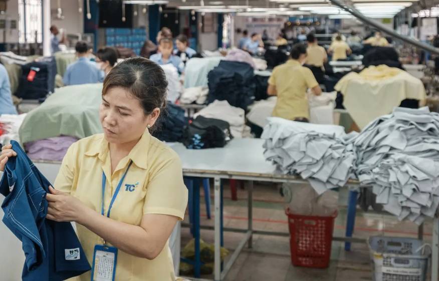 皇冠信用网开户_“美越协议这一条是想孤立中国皇冠信用网开户，问题是，世界同意美国这么做吗？“