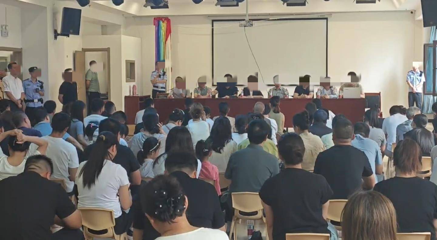 皇冠信用網会员账号_天水血铅异常幼儿确诊铅中毒皇冠信用網会员账号，疑似“毒源”浮出水面：抽检的三色发糕和玉米肠卷添加剂超标