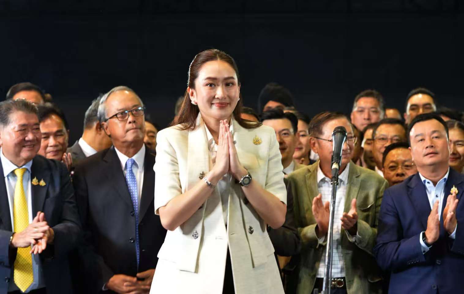 皇冠信用網APP下载_泰国政坛大地震！泰国总理刚退位皇冠信用網APP下载，洪森计谋成功了，中方火速表态