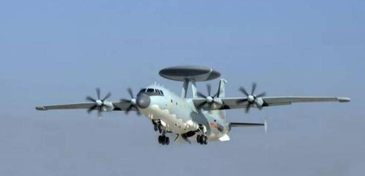 皇冠信用盘怎么开户_西方震惊！中国空军崛起！飞行员付出巨大：年训超200小时皇冠信用盘怎么开户，是美国军队近两倍