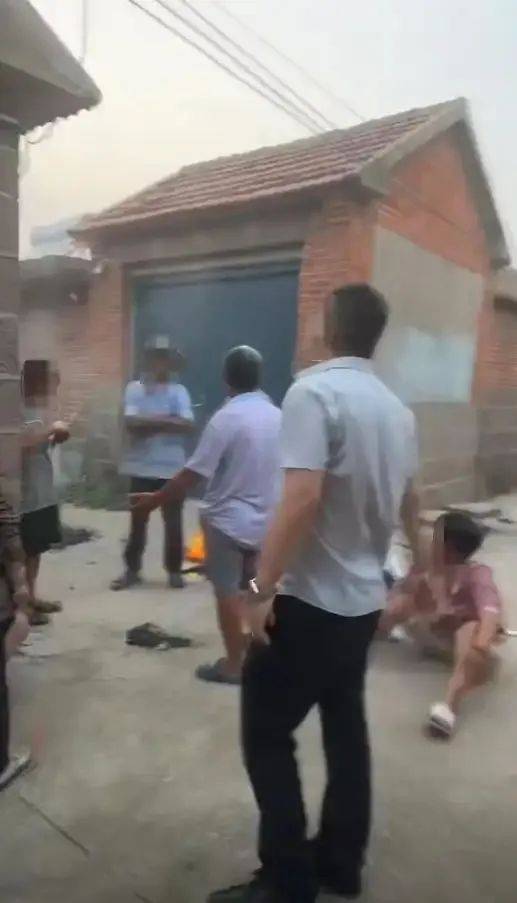 皇冠信用網注册开通_34岁女子再找男友后皇冠信用網注册开通，被赌徒前夫当儿子面残忍杀害；死者弟弟：姐姐曾卖房替他还赌债