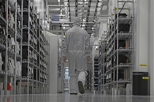 皇冠信用網结算日_“强制”接管中资芯片企业皇冠信用網结算日，荷兰急辩：不是美国让干的，纯属巧合