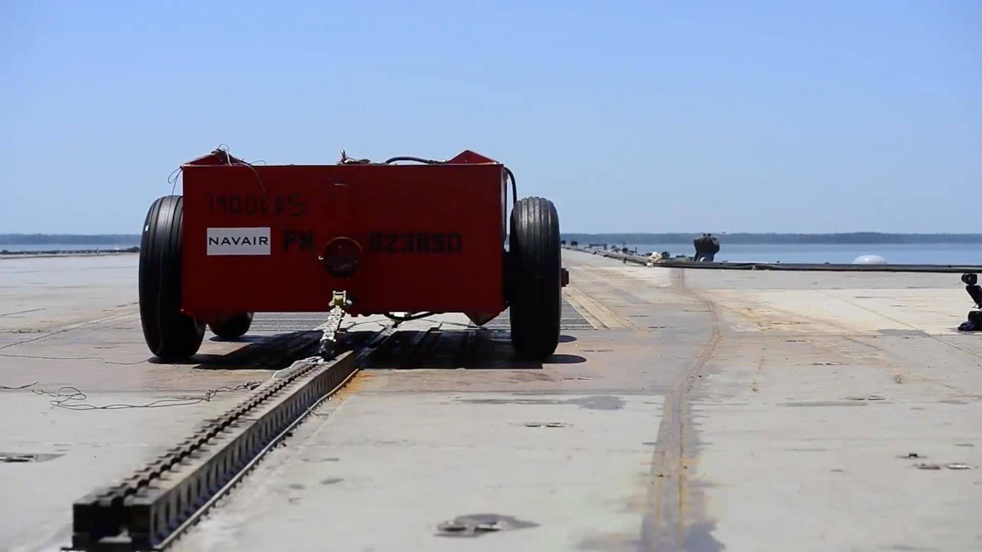 皇冠信用網出租_美国成了大笑话！中国歼-35电磁弹射后皇冠信用網出租，福特号趴窝，要改回蒸汽