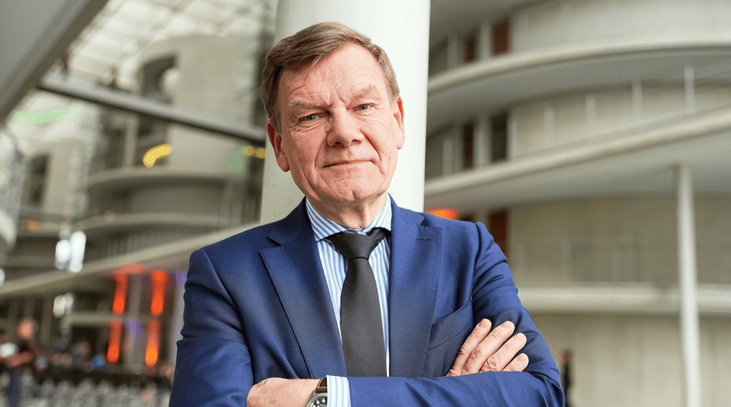 皇冠足球管理平台出租_行程结束皇冠足球管理平台出租,德国外长离开北京,临走前提出2个要求,中方态度明确!