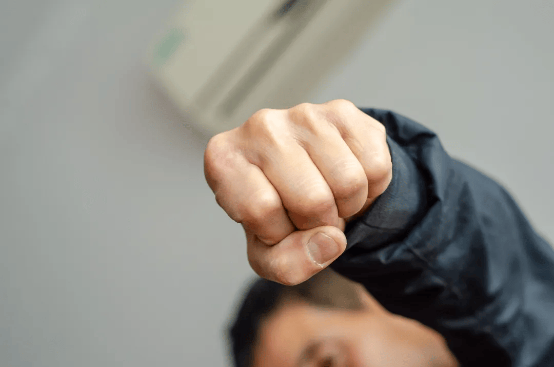 皇冠赛事_性格“像变了个人”？可能是疾病信号皇冠赛事，警惕这5种病