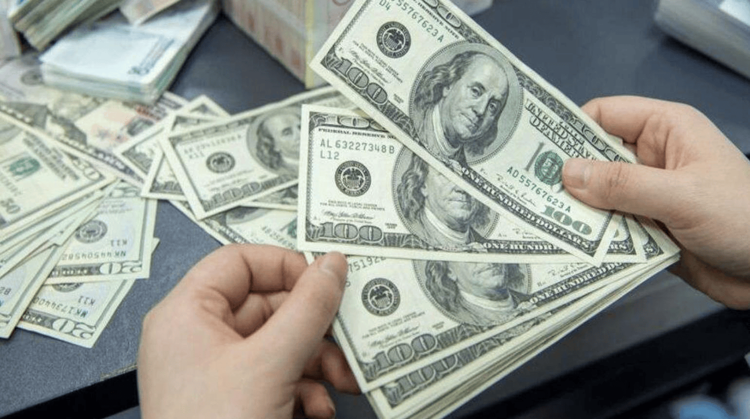 皇冠会员开户_中方刚抛61亿美债皇冠会员开户，美方报复来了，军舰过航台海，谢锋大使捅破窗户纸