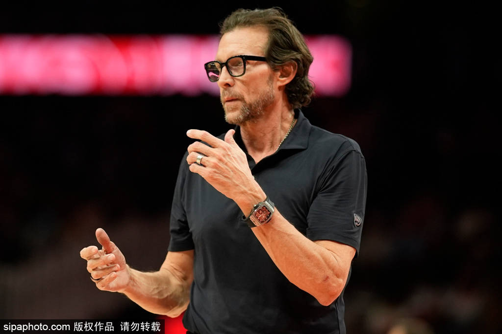 皇冠信用APP下载_火箭队贾巴里·史密斯 Jr. 最新动态因支持凯文·杜兰特而病毒式传播